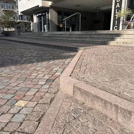 Stella Baltic Z Ogrodkiem Apartman *