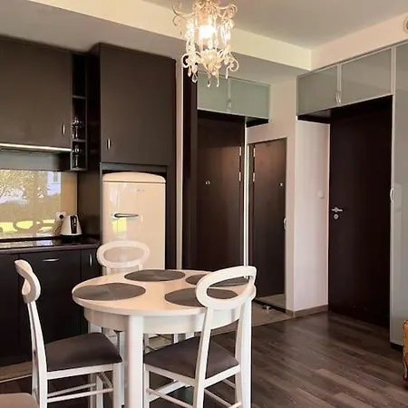 Stella Baltic Z Ogrodkiem Апартаменты Свиноуйсьце