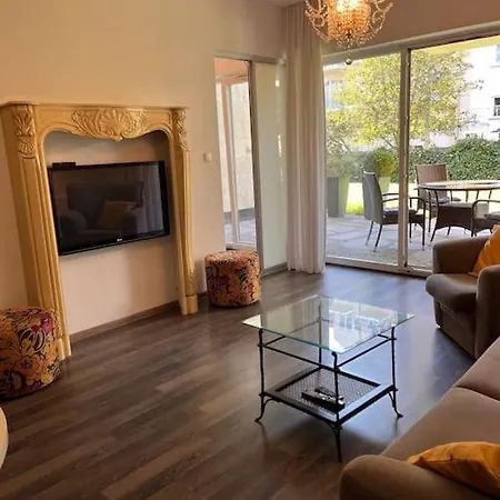 Stella Baltic Z Ogrodkiem *