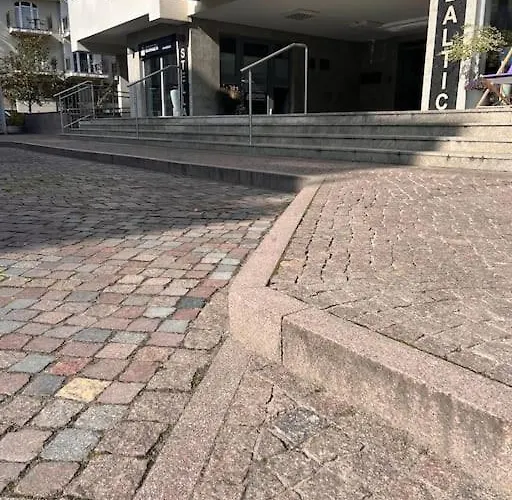 Stella Baltic Z Ogrodkiem Apartment *