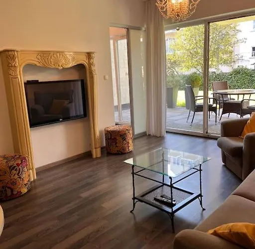 Stella Baltic Z Ogrodkiem *